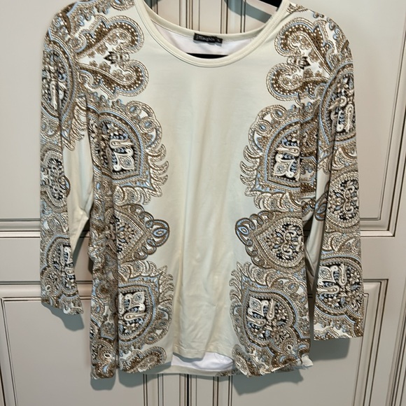 Beautiful Jay McLaughlin top size extra large, excellent condition - Picture 2 of 3